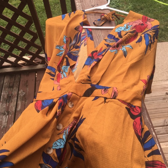 Shein Plunging Neck Tie Back Floral Dress - Picture 6 of 6